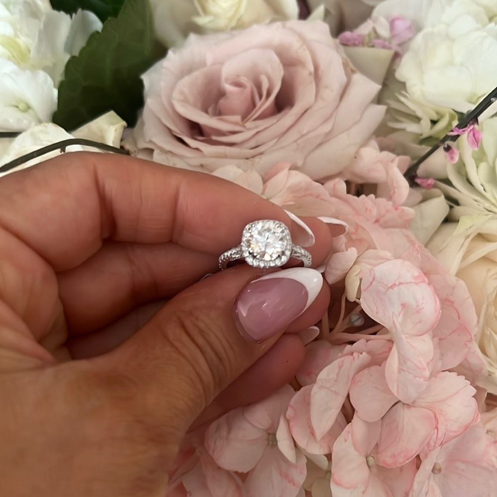 New 2ct Round cut Moissanite Engagement Ring 925 Sterling Silver size 6 7 8 9 10 - Picture 7 of 12